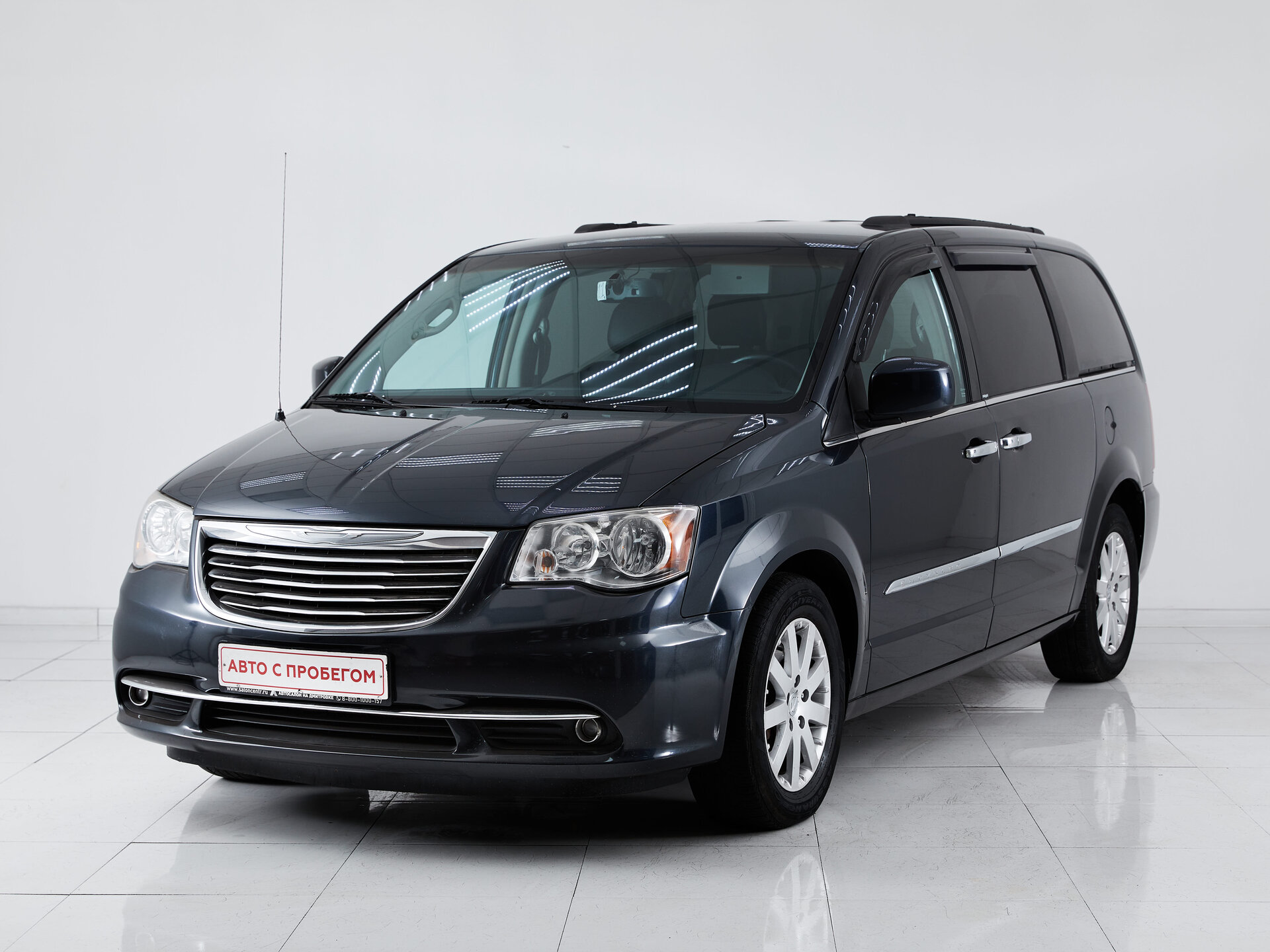 Chrysler Town & Country, V Рестайлинг 2013  фото