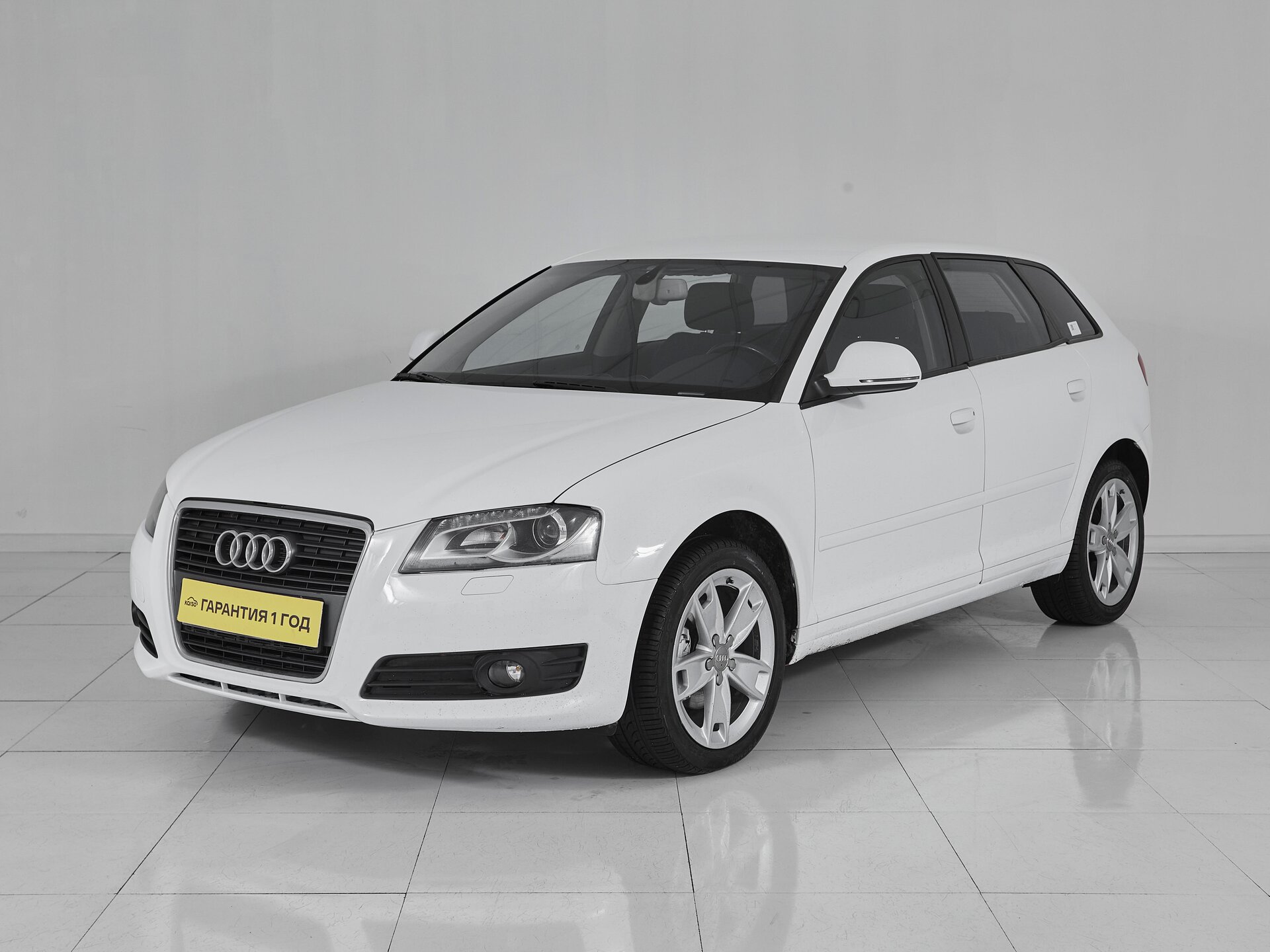 Audi A3, II (8P) Рестайлинг 2 2009 Ambiente фото