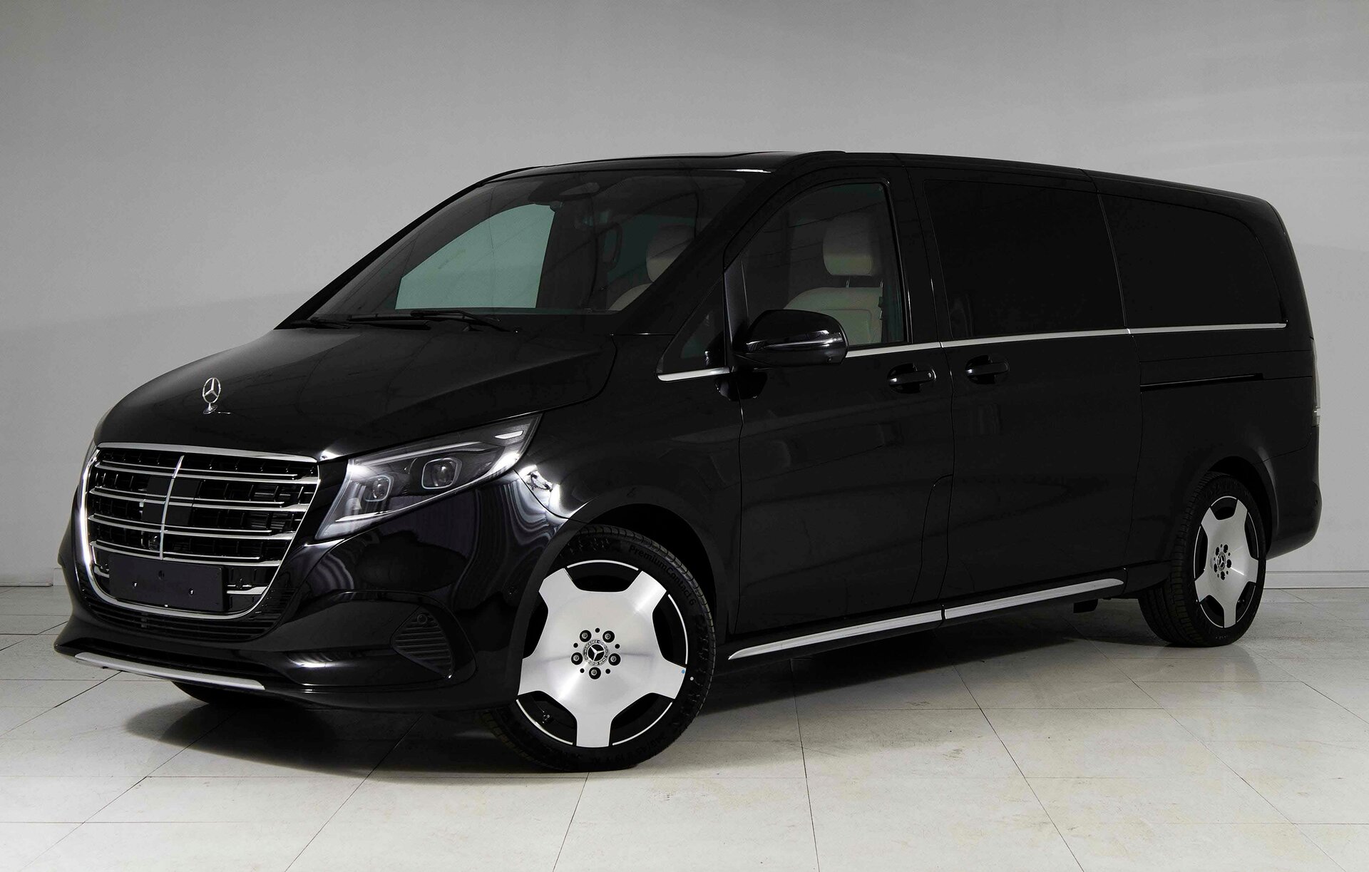 Mercedes-Benz V-Класс, III (W447) Рестайлинг 2 2024 Exclusive фото