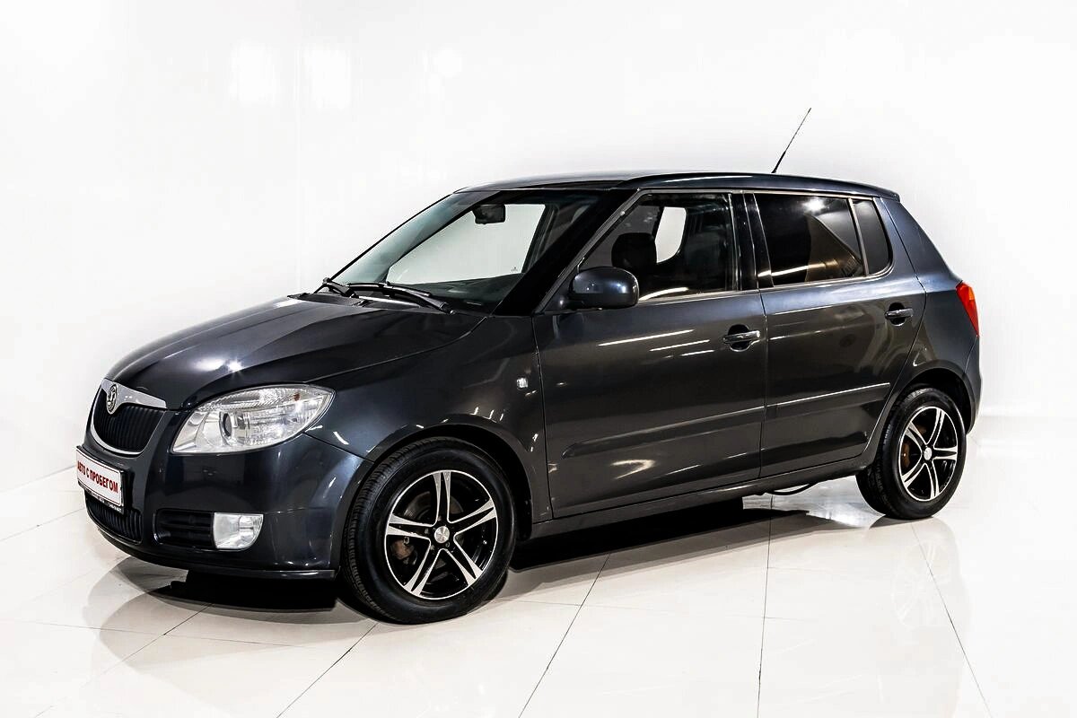 Skoda Fabia, II Рестайлинг 2013  фото