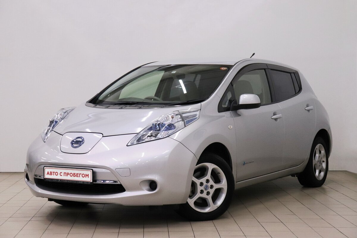 Nissan Leaf, I (ZE0/AZE0) 2012  фото