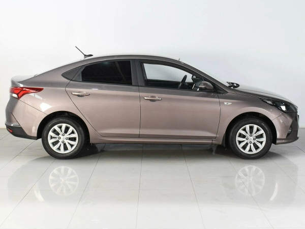 Hyundai Solaris, II Рестайлинг фото №4