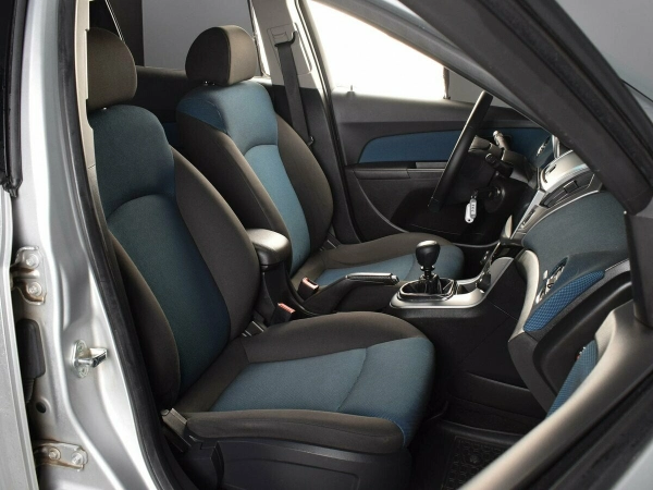 Chevrolet Cruze, I Рестайлинг фото №7