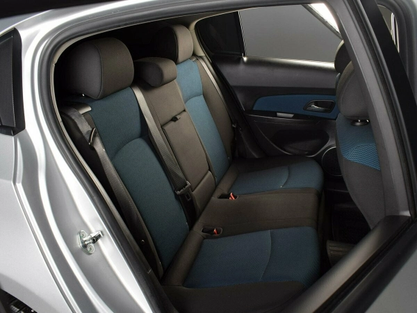 Chevrolet Cruze, I Рестайлинг фото №9