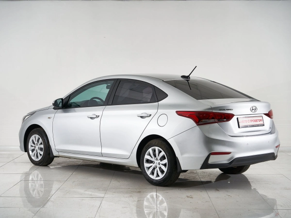 Hyundai Solaris, II фото №4