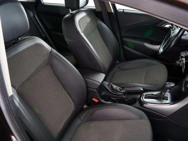 Opel Astra, J Рестайлинг фото №12