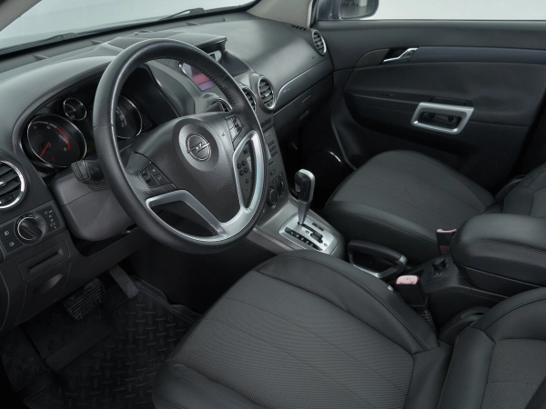 Opel Antara, I фото №13