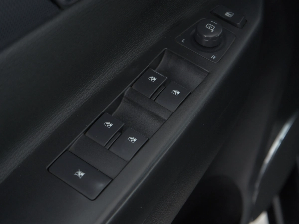 Opel Antara, I фото №14