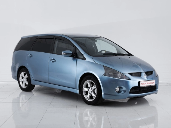 Mitsubishi Grandis, I фото №3