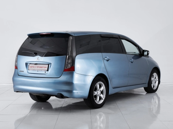 Mitsubishi Grandis, I фото №4
