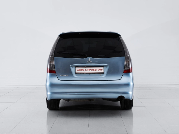 Mitsubishi Grandis, I фото №6
