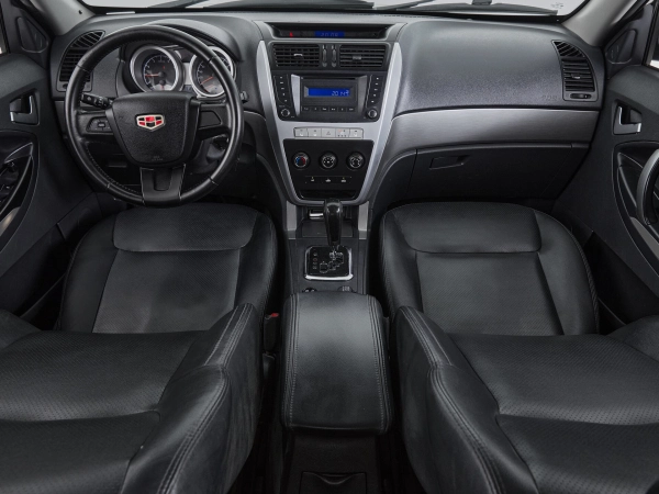 Geely Emgrand X7, I фото №8