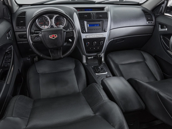 Geely Emgrand X7, I фото №9