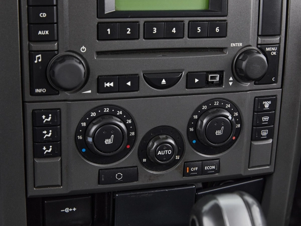 Land Rover Discovery, III фото №19