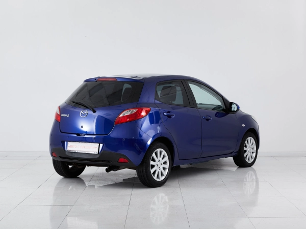 Mazda 2, II (DE) фото №5
