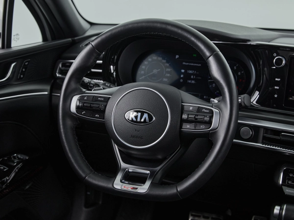 Kia K5, III фото №31