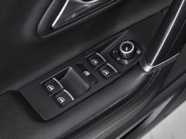 Volkswagen Passat CC, I Рестайлинг фото №11