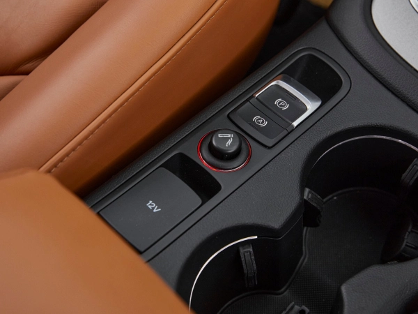 Audi Q3, I (8U) фото №11