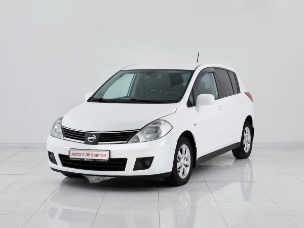 Nissan Tiida, I фото №1