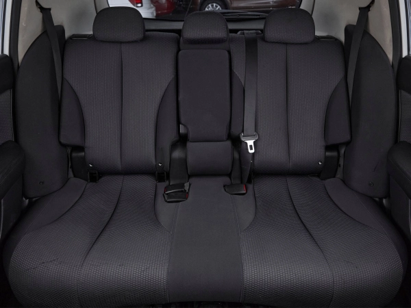 Nissan Tiida, I фото №18