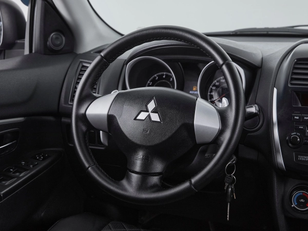Mitsubishi ASX, I фото №15
