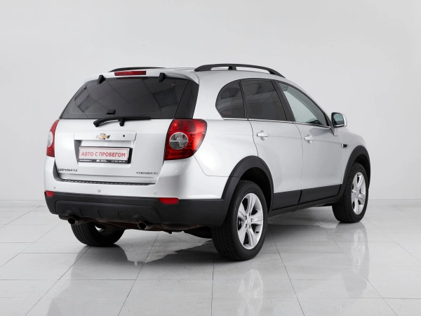 Chevrolet Captiva, I Рестайлинг фото №4