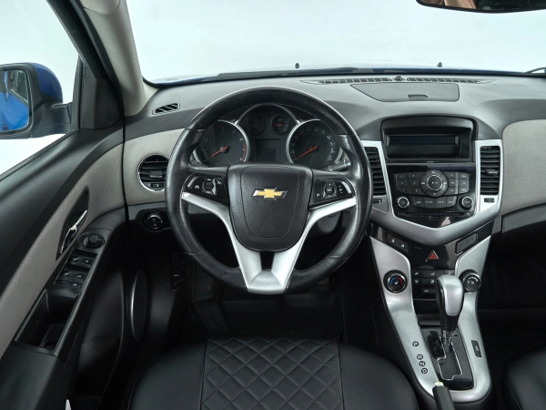 Chevrolet Cruze, I фото №10