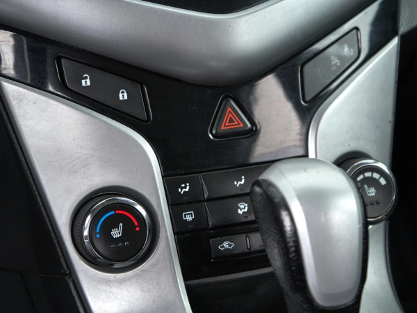 Chevrolet Cruze, I фото №15