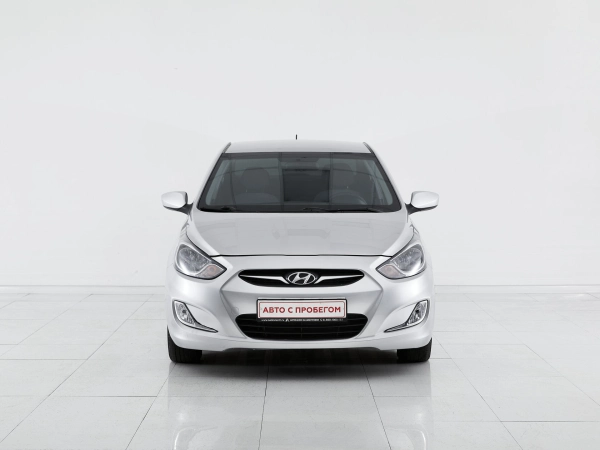 Hyundai Solaris, I фото №2