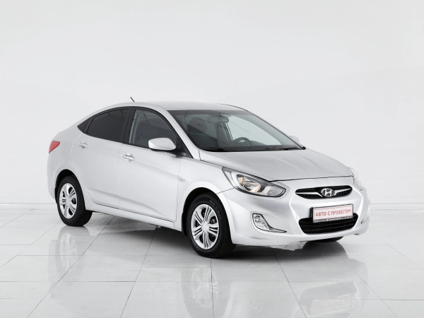 Hyundai Solaris, I фото №3