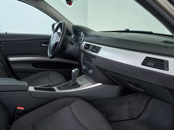 BMW 3 серии, V (E90/E91/E92/E93) фото №11