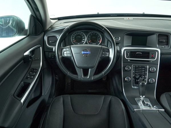 Volvo S60, II фото №10