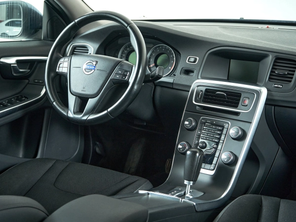 Volvo S60, II фото №11
