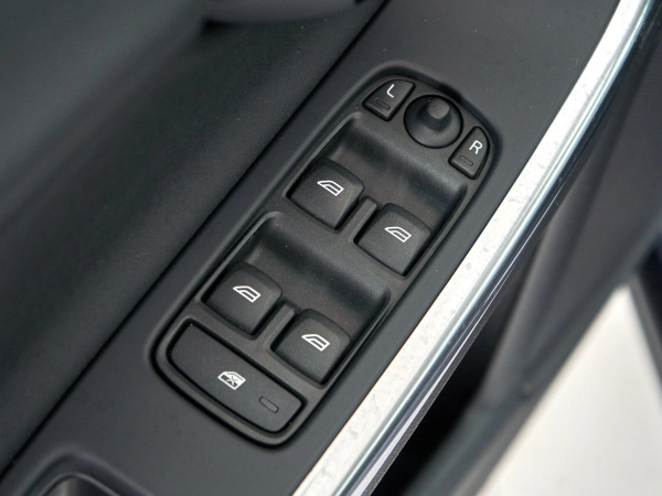 Volvo S60, II фото №14
