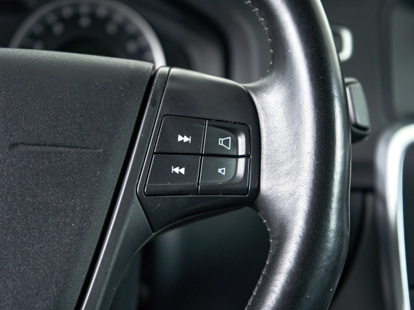 Volvo S60, II фото №19