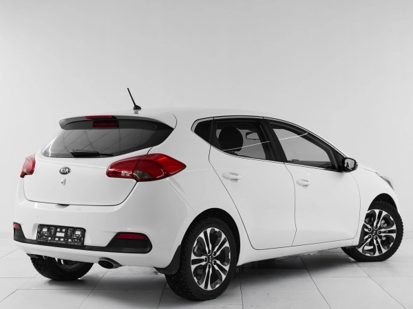 Kia Ceed, II фото №6