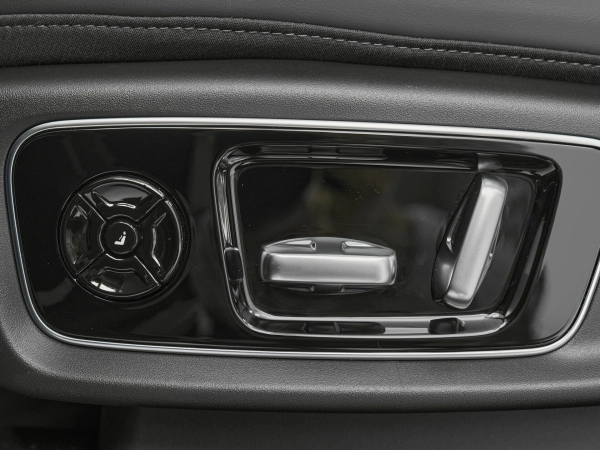 Li Auto (Lixiang) L9, I Рестайлинг фото №15