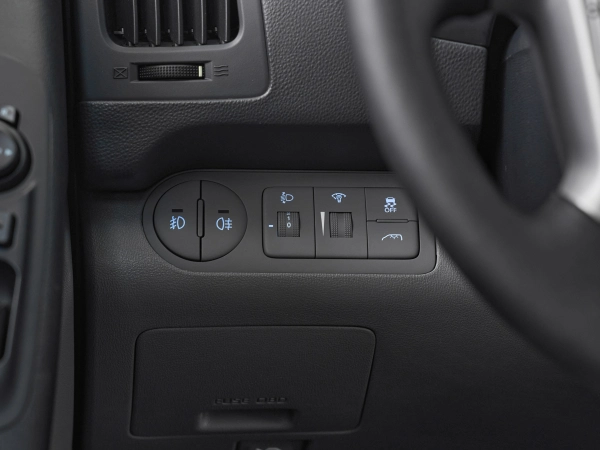 Hyundai H-1, II Рестайлинг фото №14