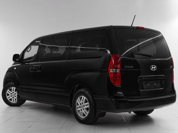 Hyundai H-1, II Рестайлинг фото №4