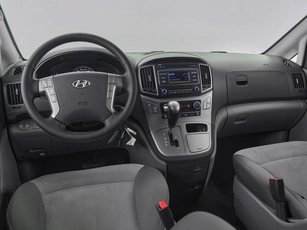Hyundai H-1, II Рестайлинг фото №7