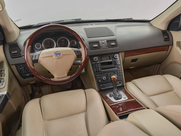 Volvo XC90, I Рестайлинг фото №7
