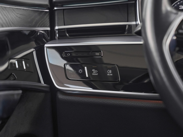 Audi A8, IV (D5) фото №15