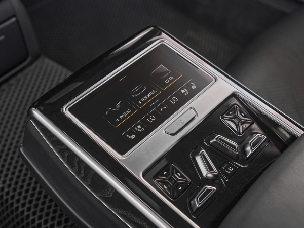 Audi A8, IV (D5) фото №25