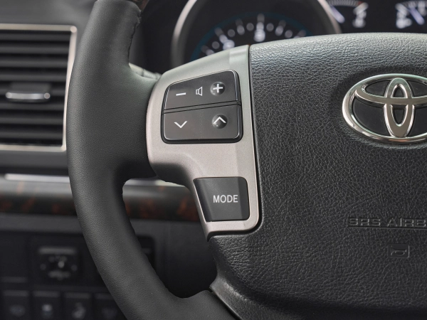Toyota Land Cruiser, 200 Series Рестайлинг 1 фото №11
