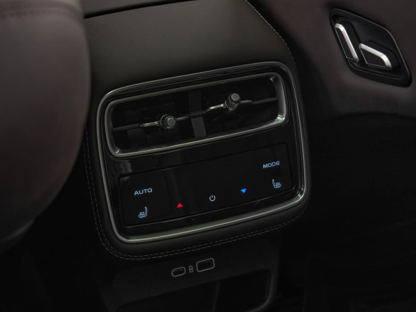 Geely Monjaro, I Рестайлинг 2 фото №19