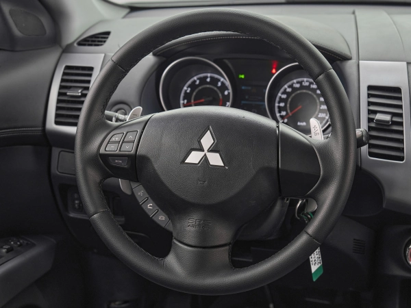 Mitsubishi Outlander, II Рестайлинг фото №10