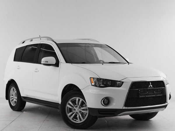 Mitsubishi Outlander, II Рестайлинг фото №3