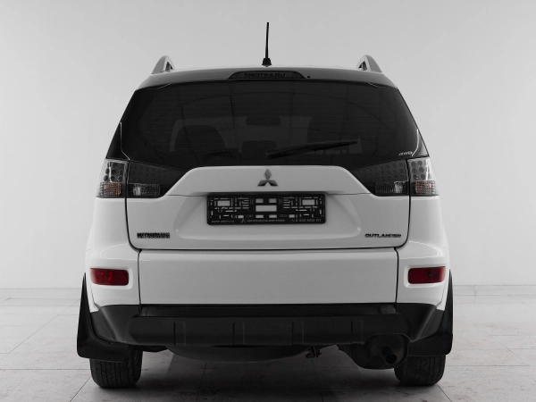 Mitsubishi Outlander, II Рестайлинг фото №5