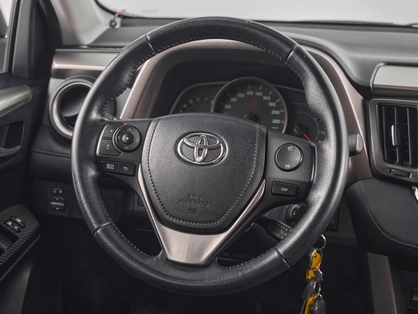 Toyota RAV4, IV (XA40) фото №10