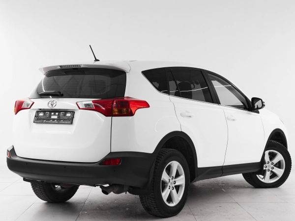 Toyota RAV4, IV (XA40) фото №6